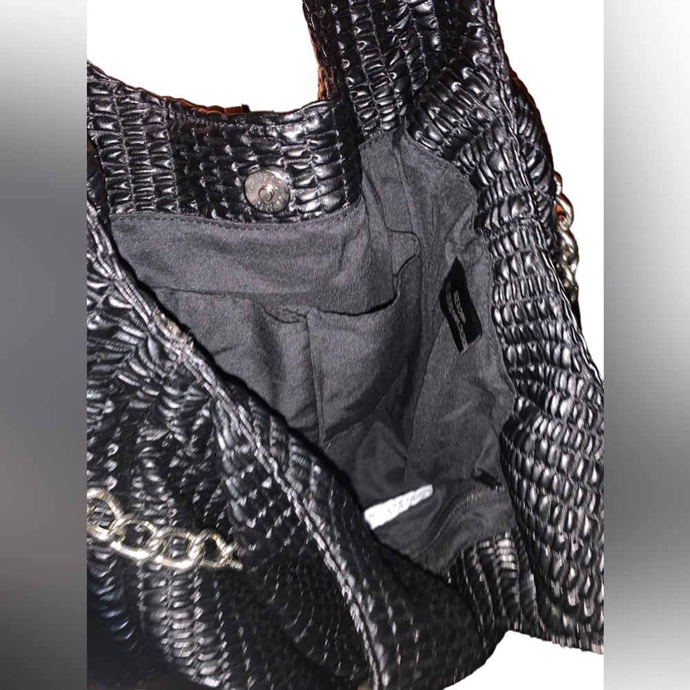 KENNETH COLE REACTION Black & Silver Chain Magnetic Closure Handbag Purse - Picture 6 of 14